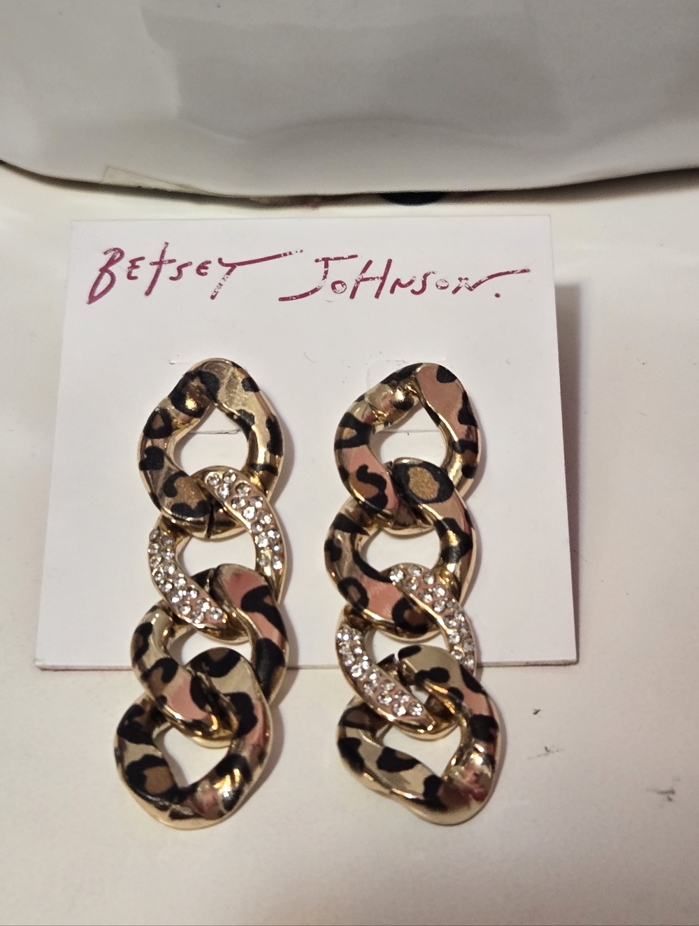 NWT Betsey Johnson Pink and Gold Tone Leopard Link Drop Earrings